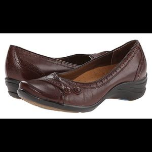 Hush Puppy Burlesque Flats